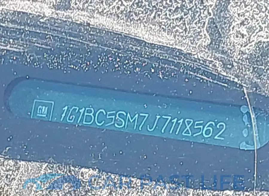 1G1BC5SM7J7118562# 9