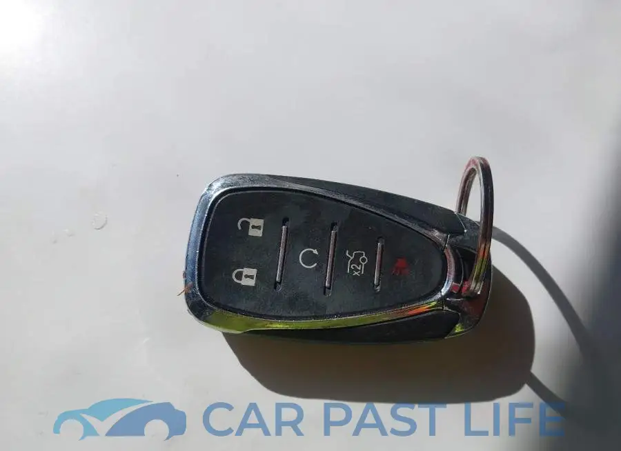 1G1ZG5ST8MF053712# 11