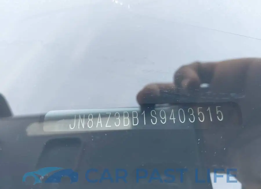 JN8AZ3BB1S9403515# 11