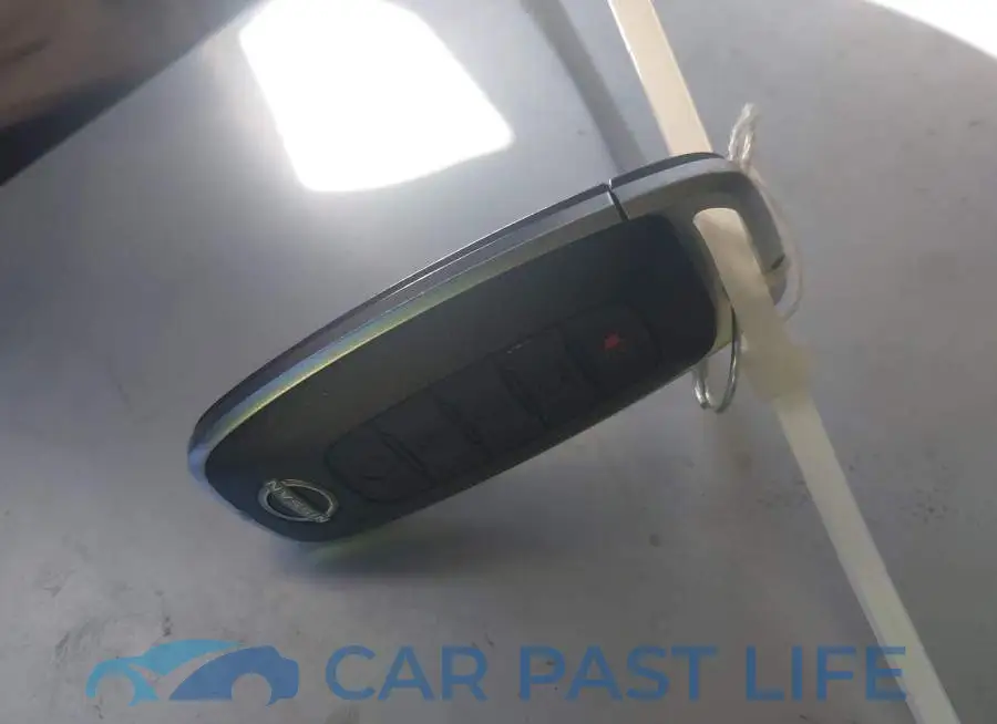 3N1AB8CV6SY402718# 11