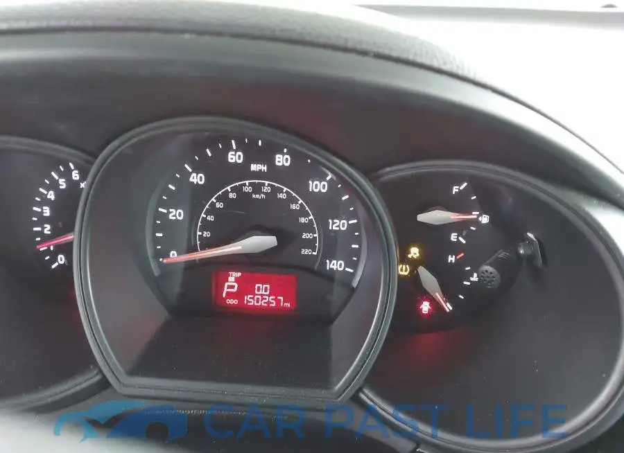 KNADM4A37G6611556# 7