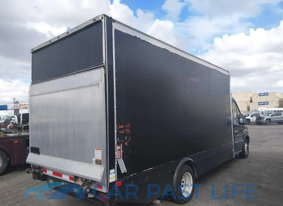 1FDBF9ZM3GKB57002# 4