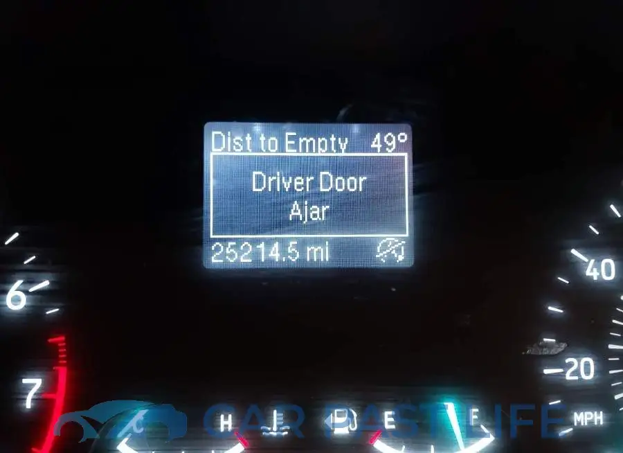MAJ6S3FL7LC348670# 7