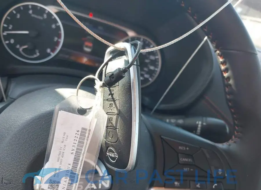 3N1AB8DV8SY312226# 11