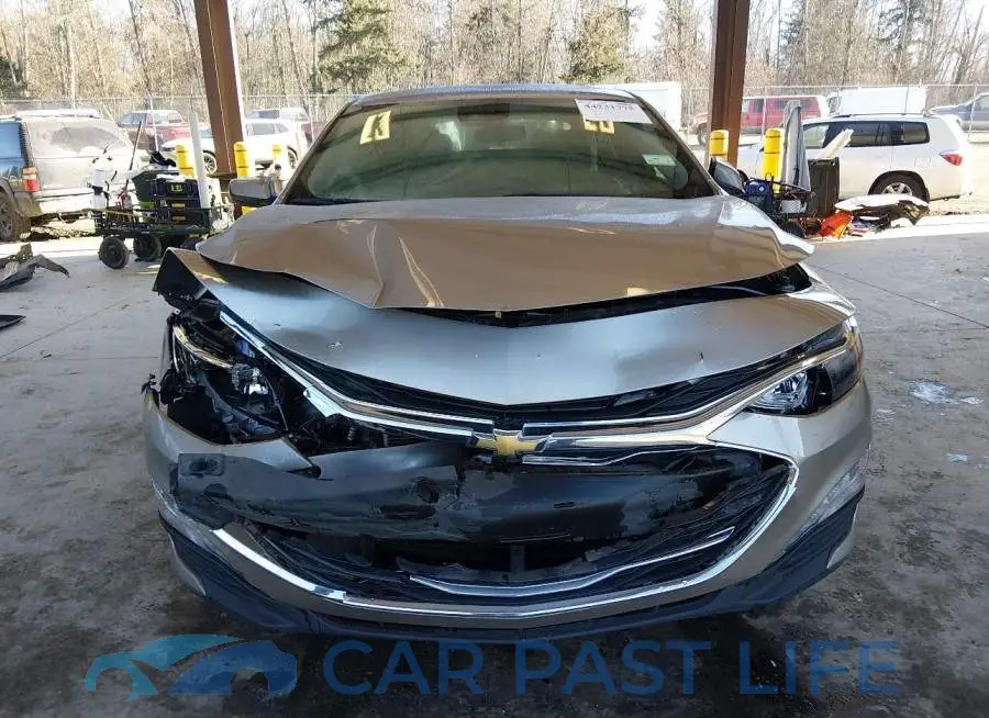 1G1ZD5ST9PF184662# 12