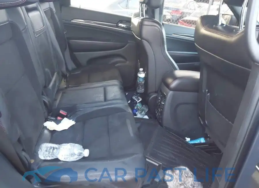 1C4RJFLG7KC683722# 8