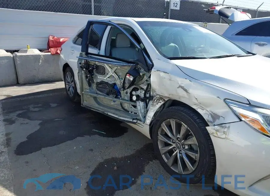 4T1BK1FK3HU581611# 6