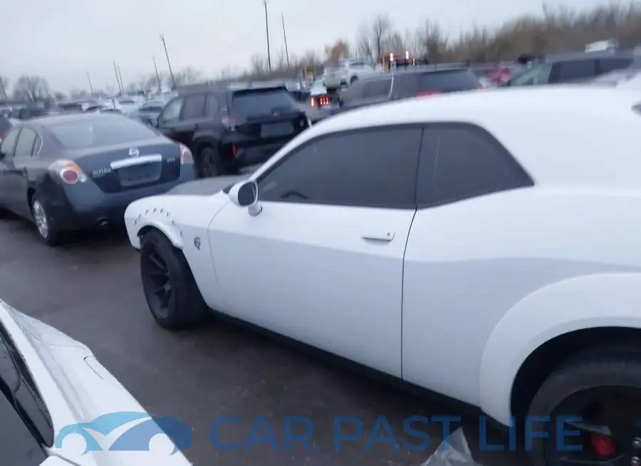 2C3CDZL92MH589932# 15