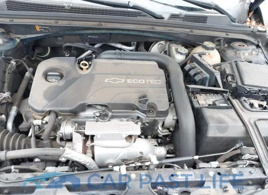 1G1ZE5ST4HF137697# 10