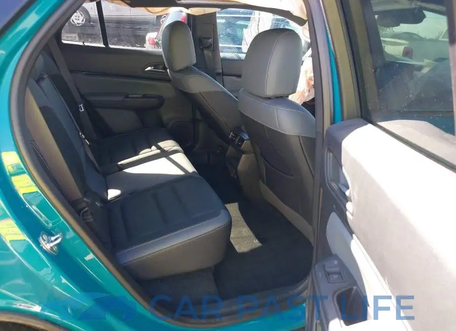 3GPKHZRJ7RS515261# 8