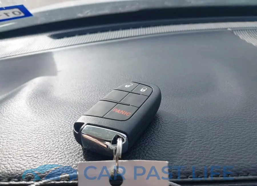 3C4NJDBN1RT122594# 11