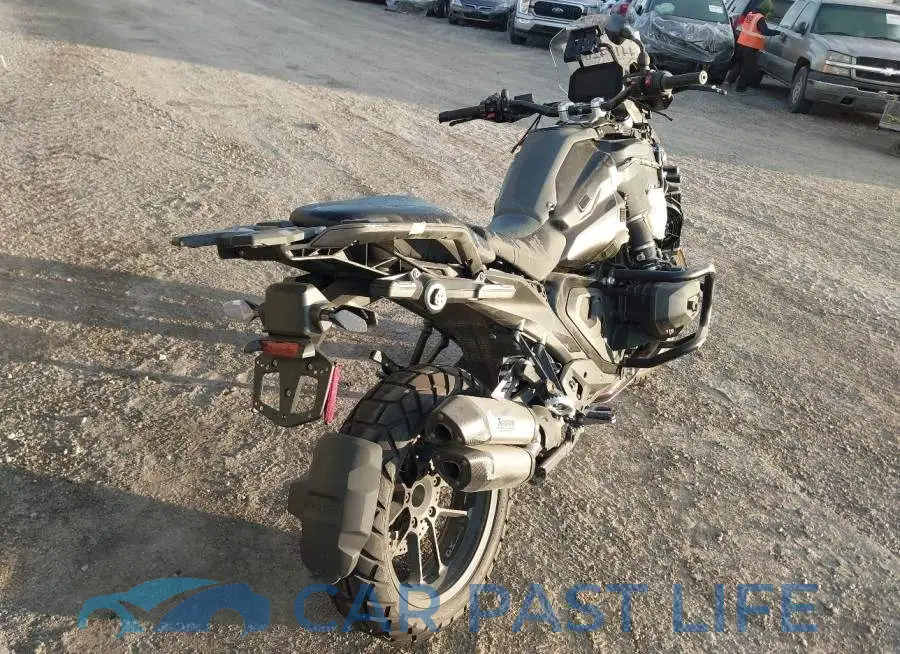 WB10M2307R6J69578# 4