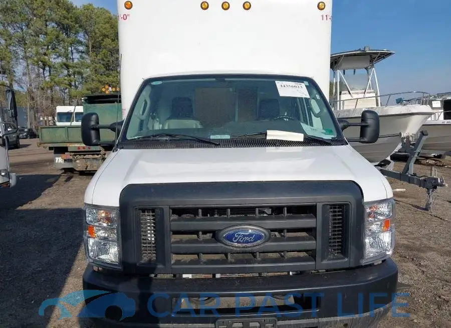 1FDWE3FN5RDD30556# 12