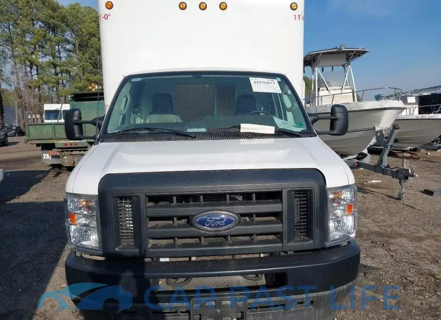 1FDWE3FN5RDD30556# 11