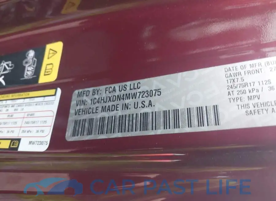 1C4HJXDN4MW723075# 9