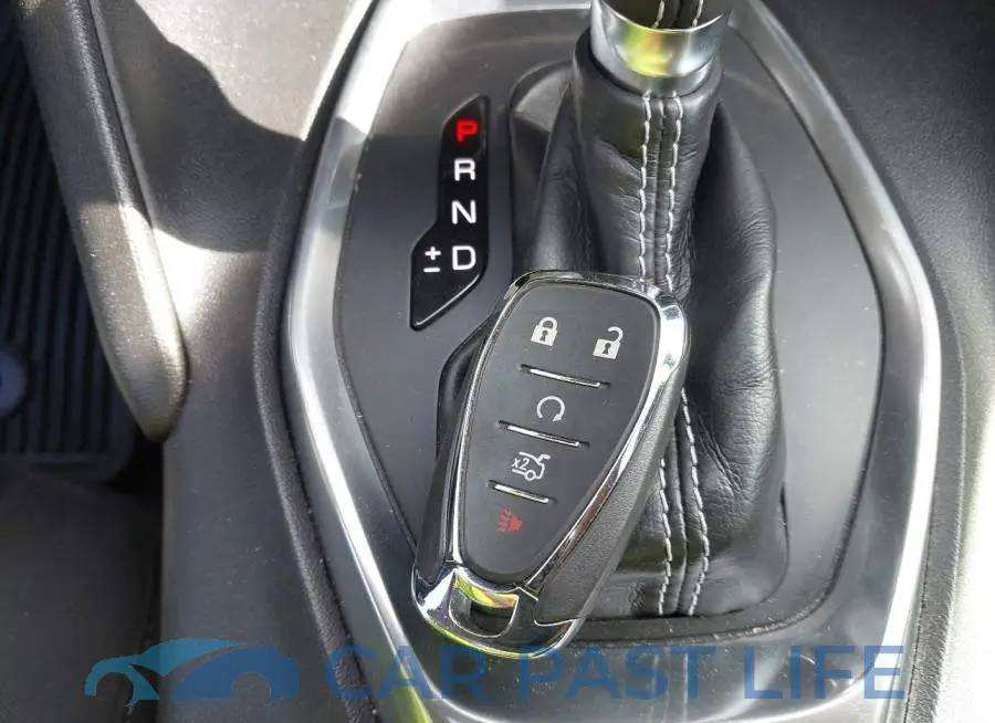 1G1FB1RX8J0106054# 11