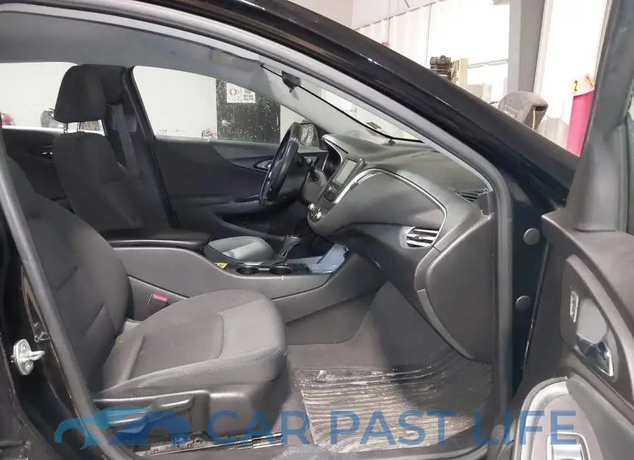 1G1ZB5ST6JF202502# 5