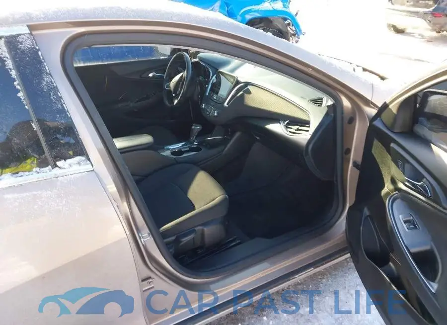 1G1ZD5ST1JF286805# 5
