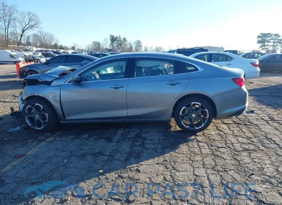 1G1ZD5ST6PF211817# 14