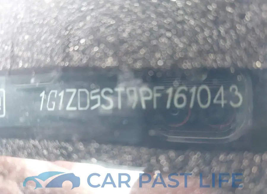 1G1ZD5ST9PF161043# 19