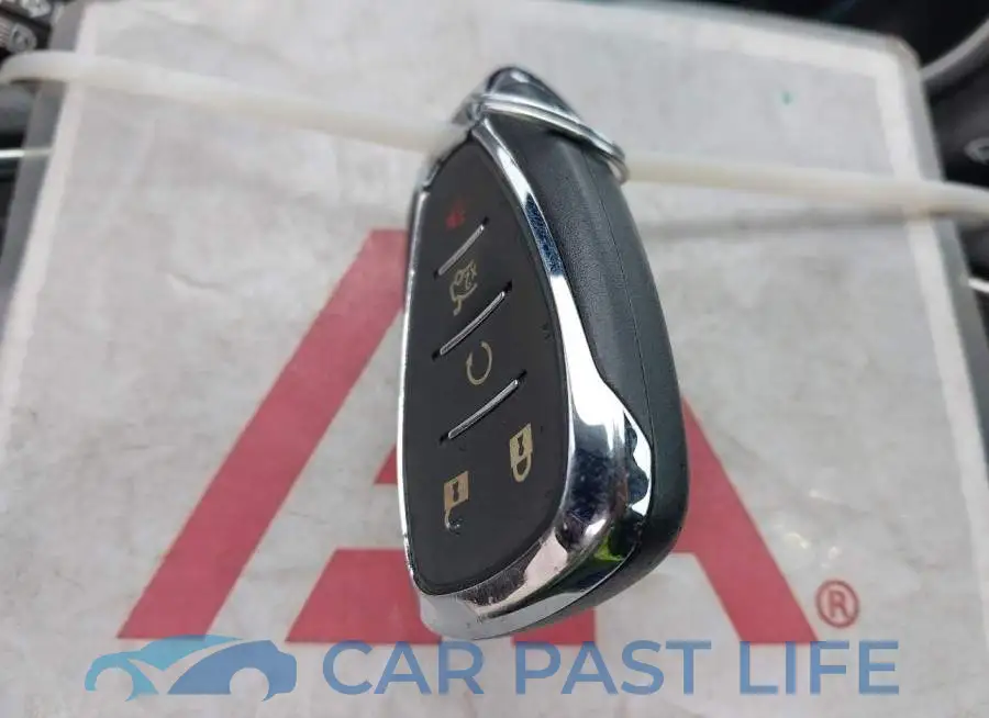 1G1ZD5ST9PF161043# 11