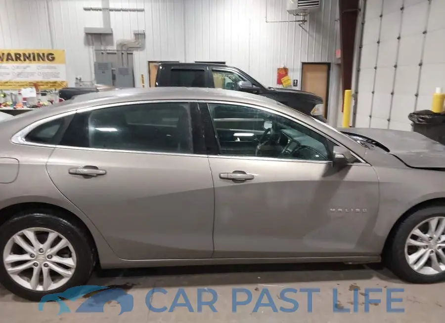 1G1ZD5ST6JF131716# 13