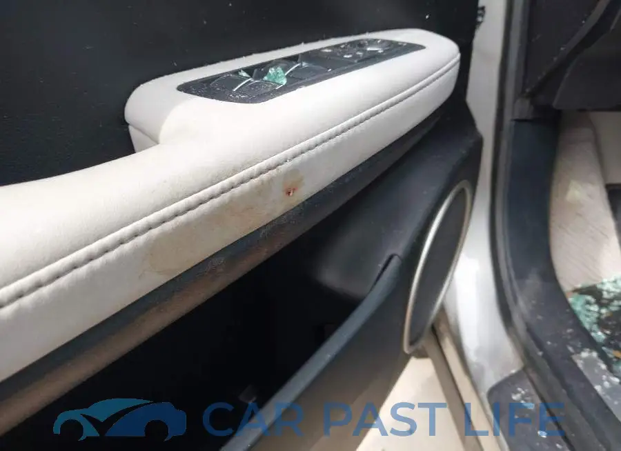 2T2ZZMCA2HC078396# 11