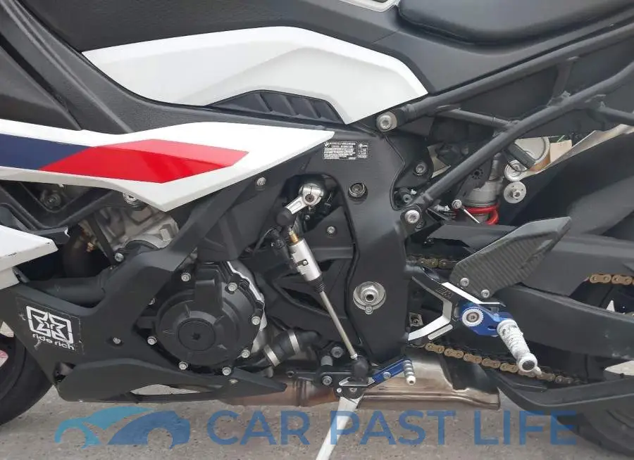 WB10E6300R6J22008# 9