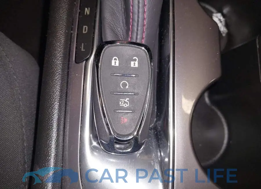 1G1ZG5ST2MF020057# 11