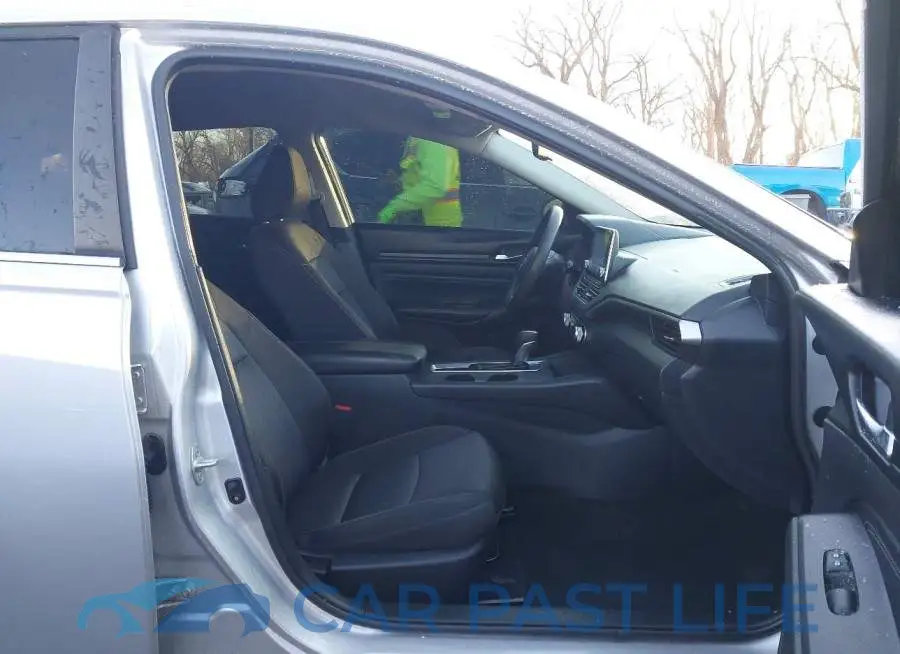 1N4BL4BV5LC210134# 5