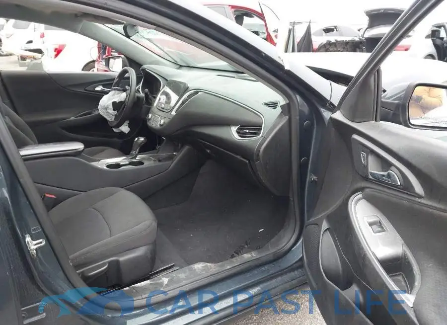 1G1ZD5ST2KF110198# 5