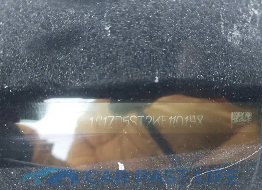 1G1ZD5ST2KF110198# 9
