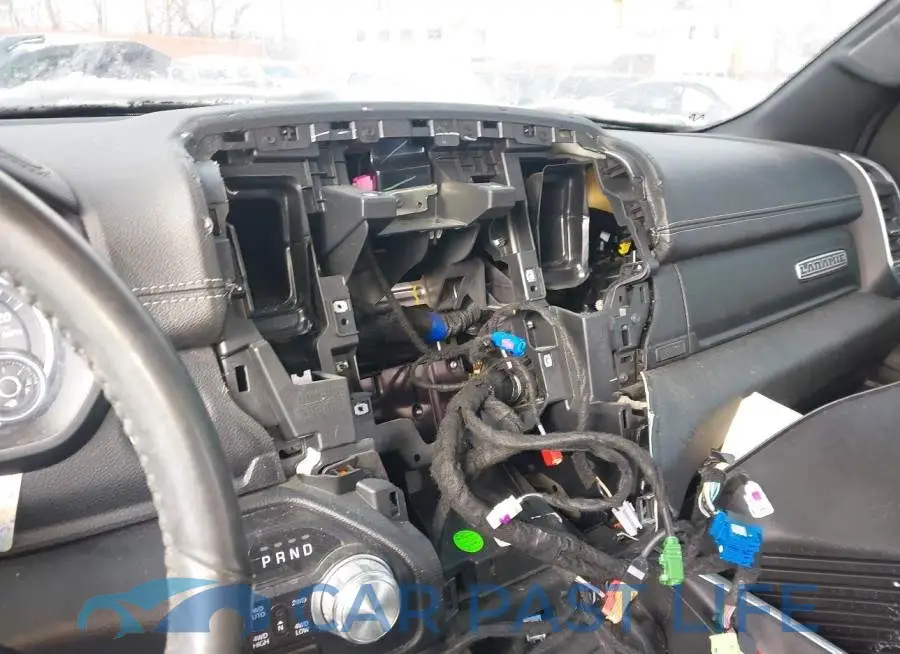 1C6SRFJT9NN141385# 16