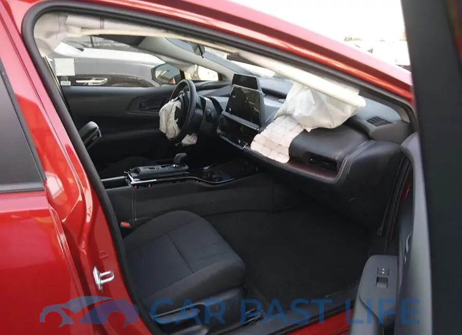 JTDACACU5T3057068# 5