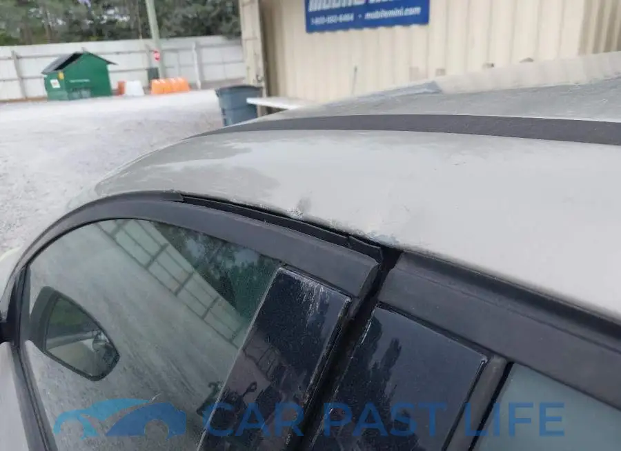 1FADP3F28GL320303# 12