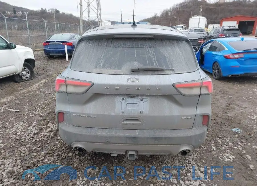 1FMCU9J94NUA14417# 17