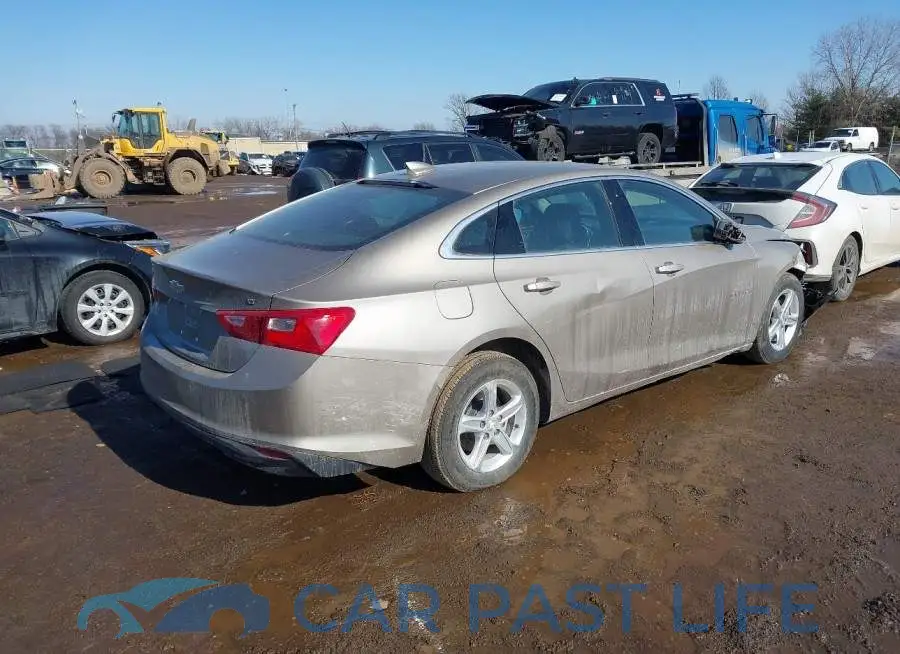 1G1ZD5ST2RF239066# 4