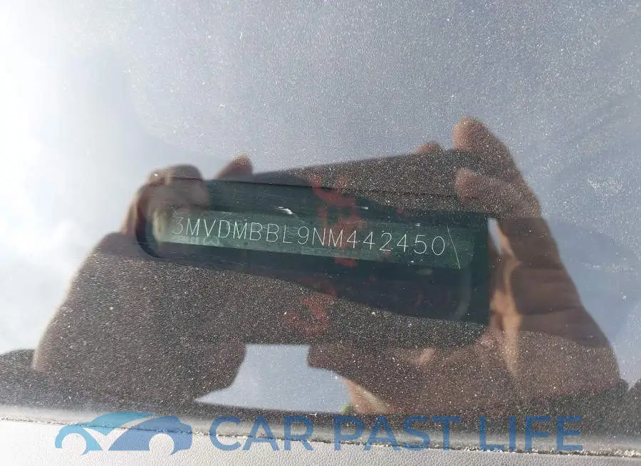 3MVDMBBL9NM442450# 9
