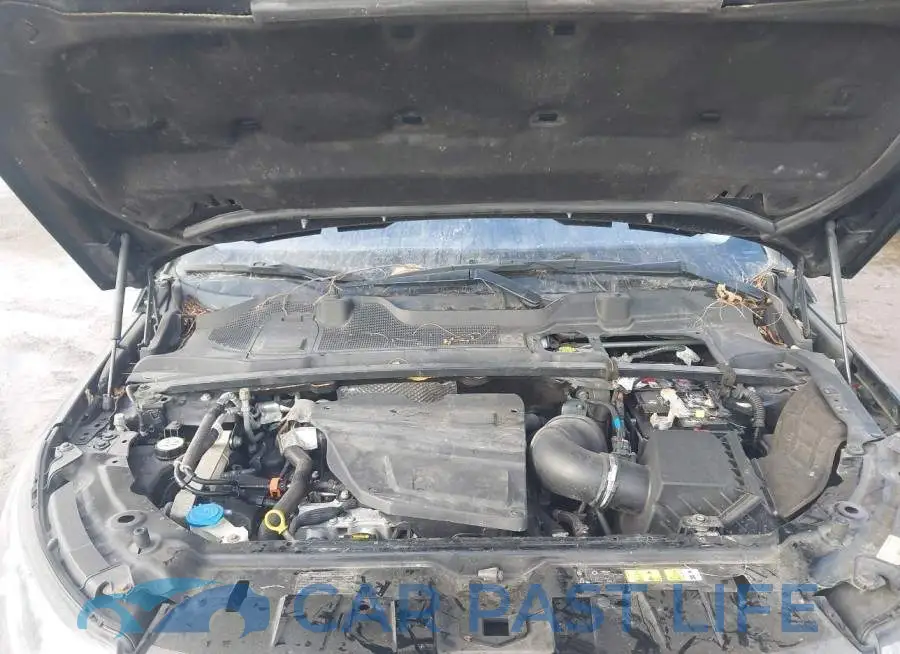 SALCP2RX7JH766212# 10