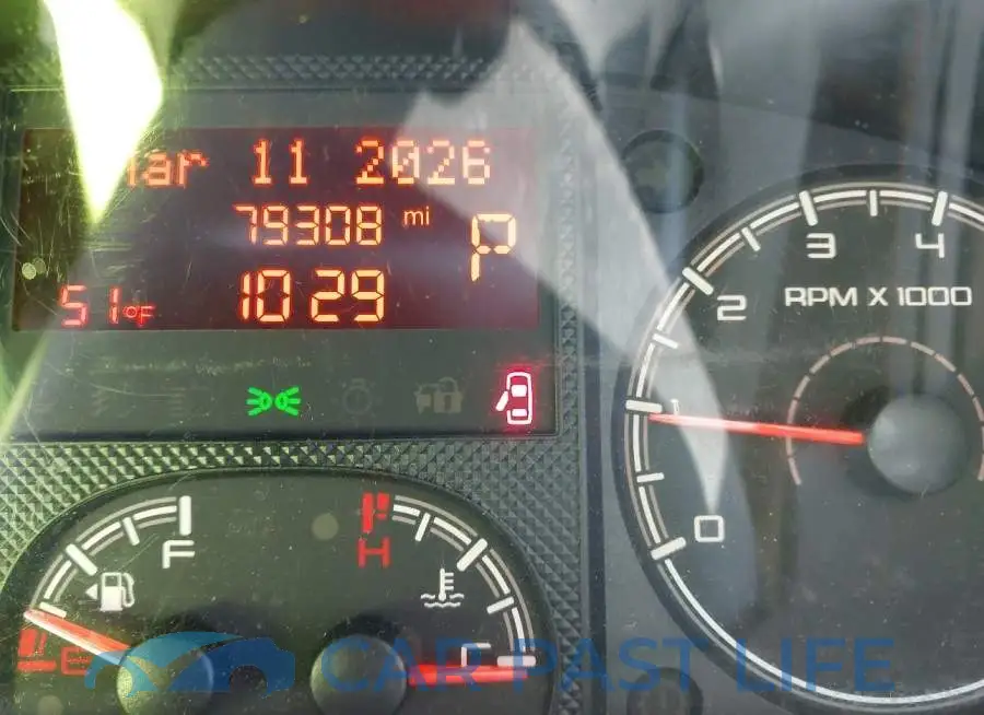 3C6TRVBG3GE106140# 15