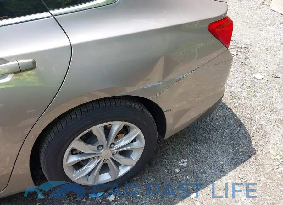 1G1ZD5ST9PF124526# 17