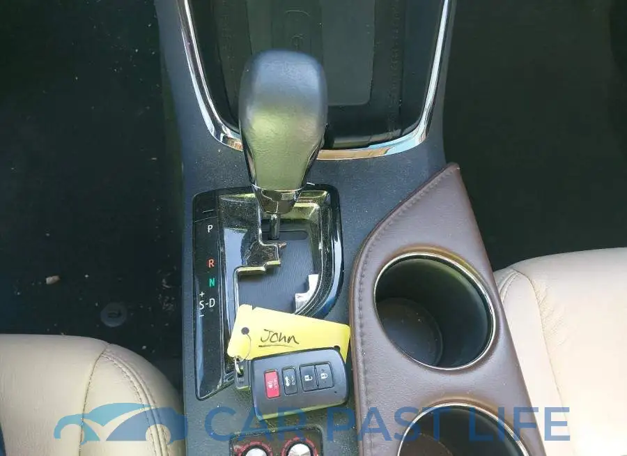 4T1BK1EB3JU268646# 11