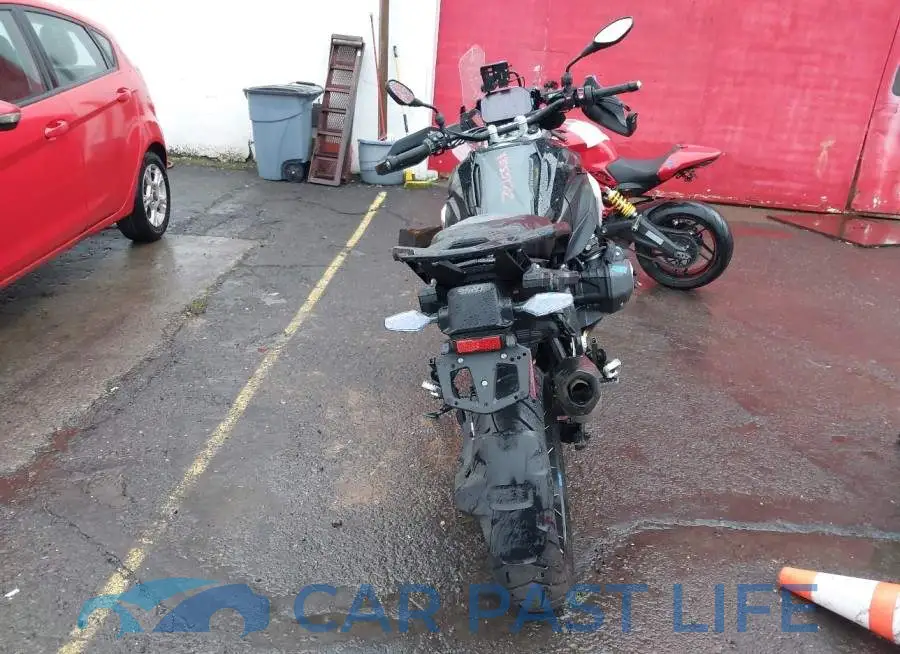 WB10M230XS6L06812# 6