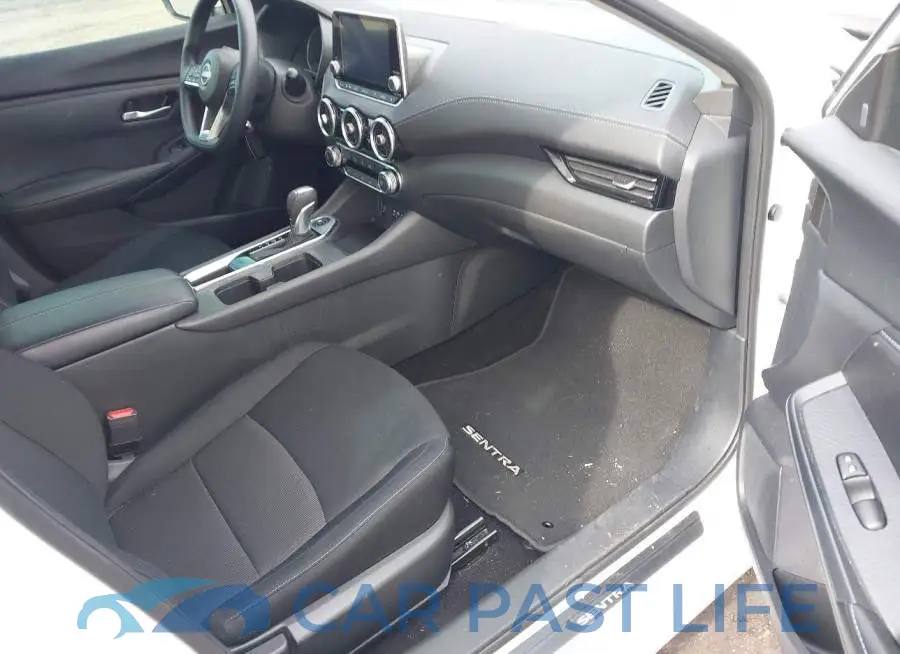 3N1AB8CV5SY211615# 5