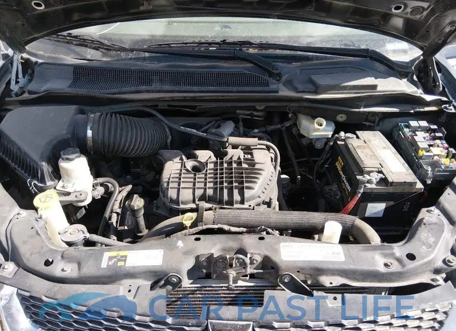 2C4RDGEG9LR186156# 10