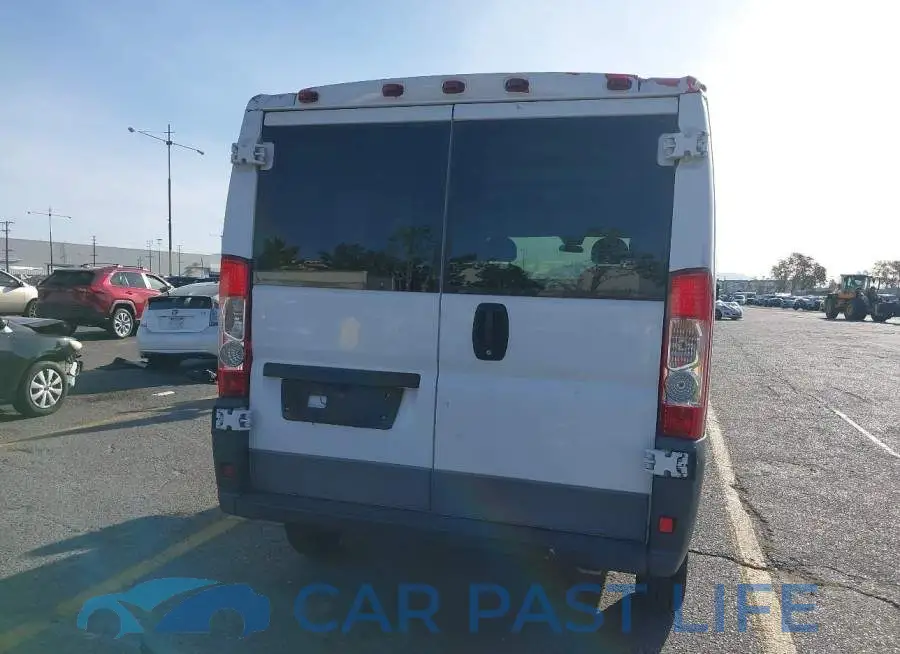 3C6TRVAG2HE532145# 16