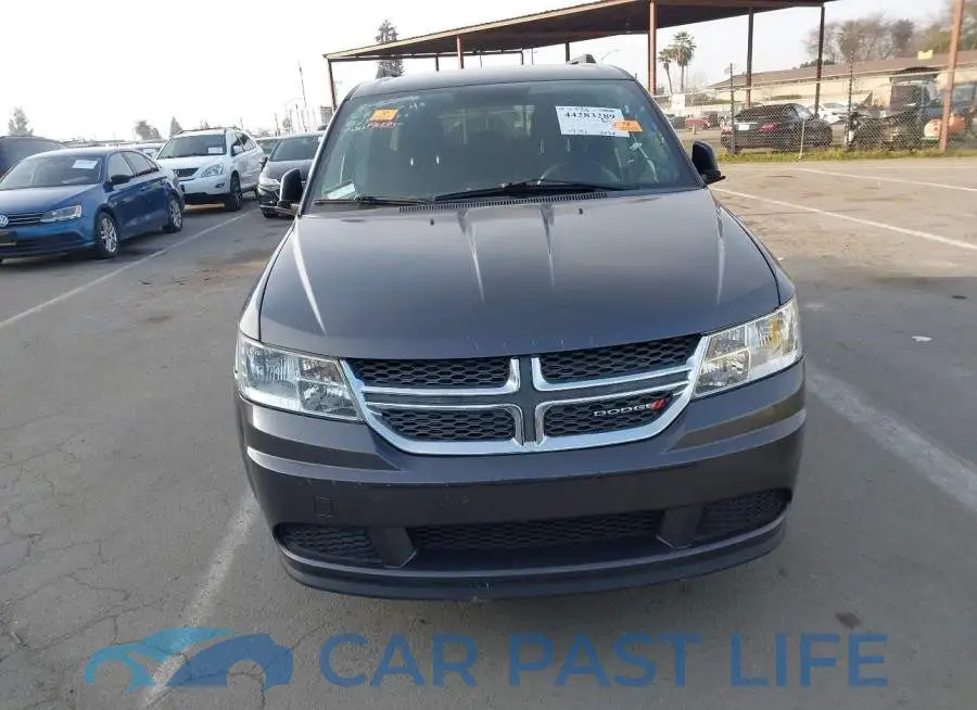 3C4PDCAB3GT114818# 11