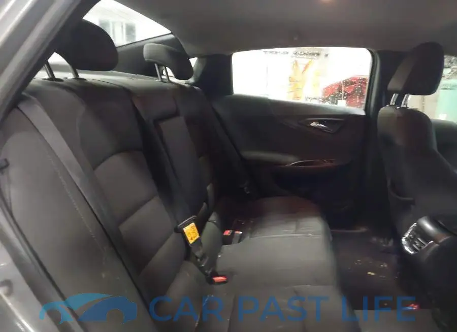1G1ZD5ST5JF237705# 8