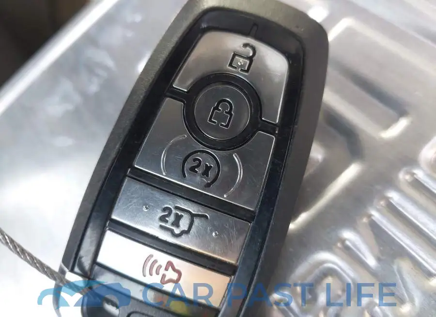 1FMJK2A84REA33092# 11