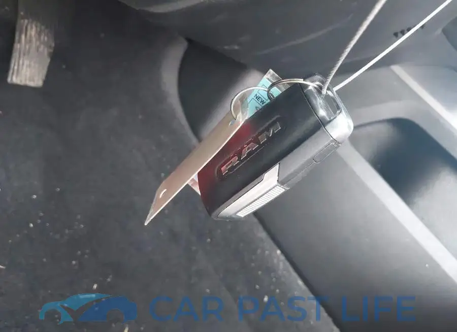 1C6SRFLP1SN501065# 11